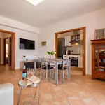 Διαμέρισμα Dada House