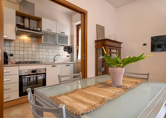 Dada House 阿尔盖罗